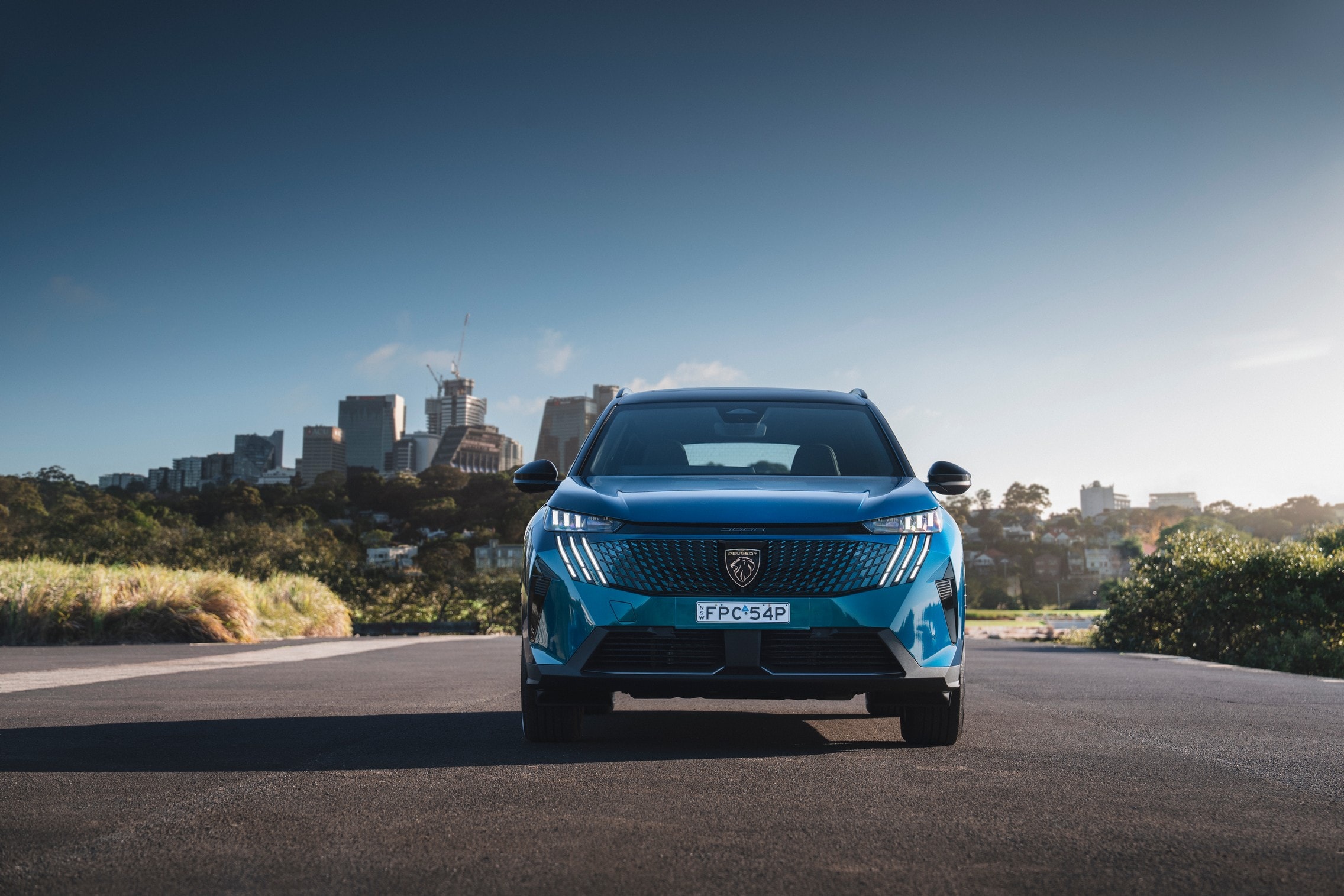 2025-peugeot-5008-arrives-in-the-land-down-under-with-seven-seats-and-two-hybrid-variants_2.jpg