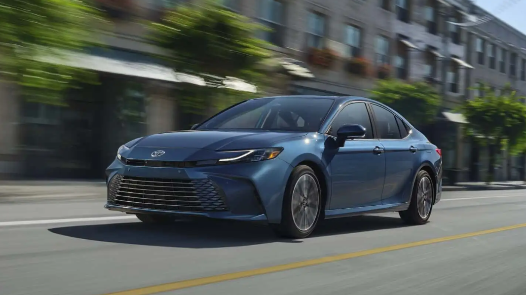 2025-toyota-camry.PNG