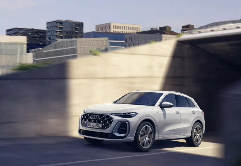 2026-Audi-Q5-PHEV.PNG