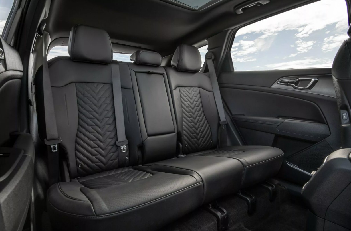 2026-Kia-Sportage-507-17-2048x1366 7.jpg