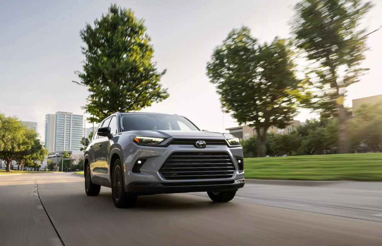 2026-Toyota-Grand-Highlander 7.jpg