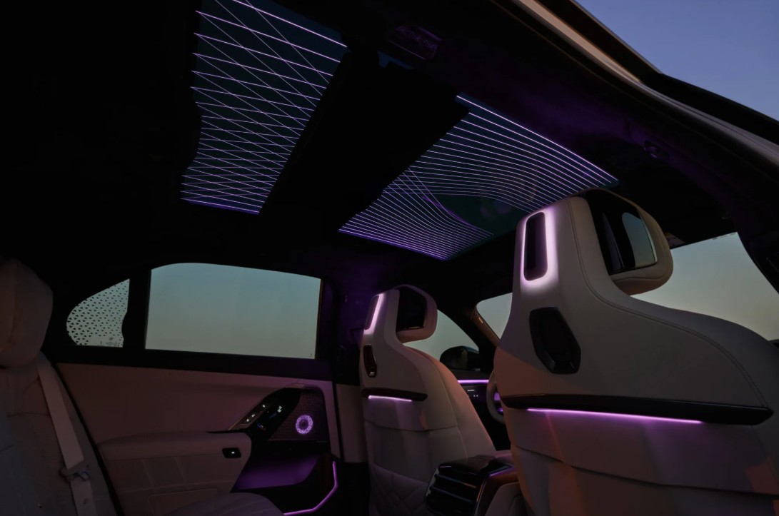 2027-BMW-7-series-LCI-debut-00033-2048x1365.jpg