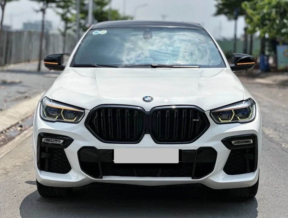 BMW X6 4.jpg