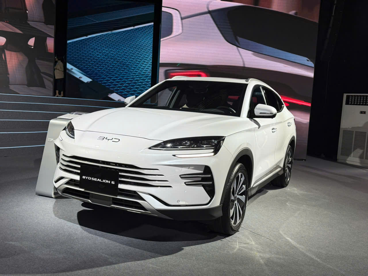 BYD Sealion 6 -anh 1.jpg