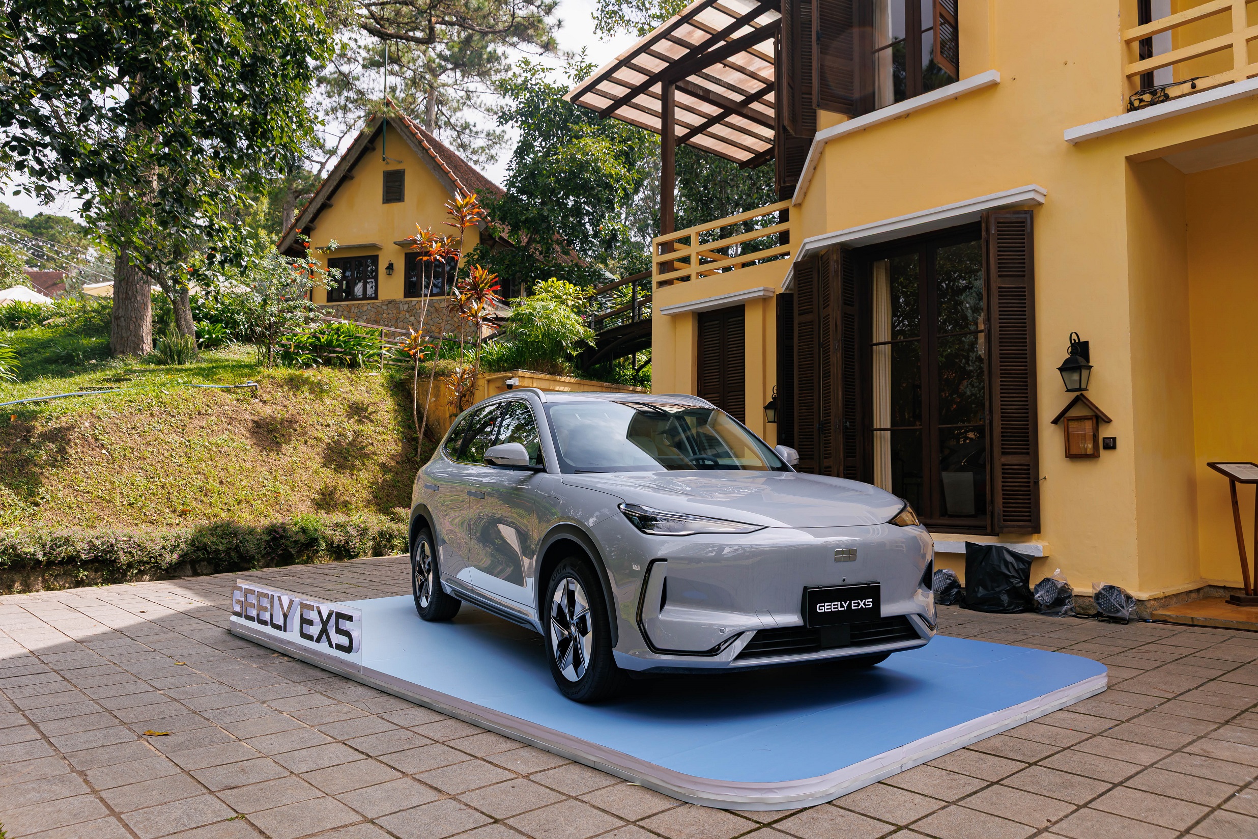 Geely EX5  (2).jpg