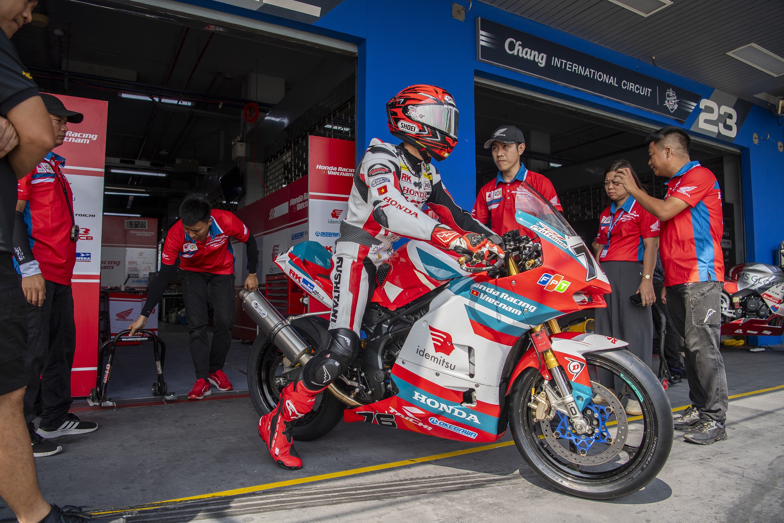 Honda Racing Vietnam (2).JPG