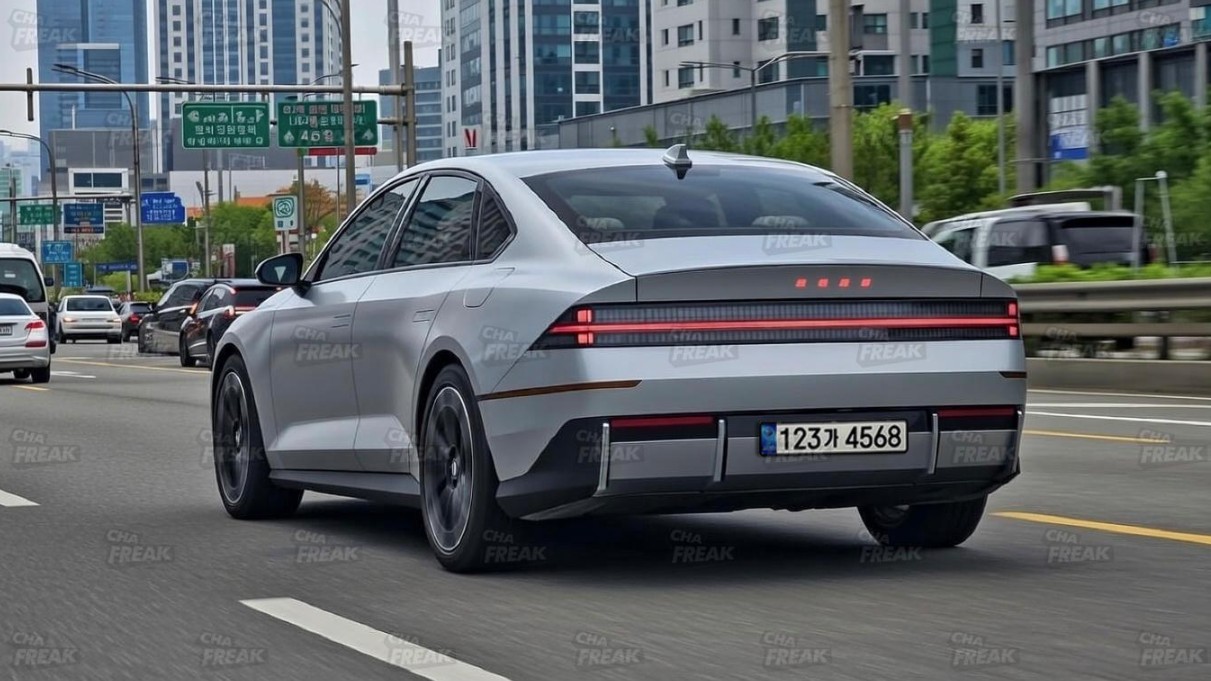 Hyundai Sonata 2.jpg