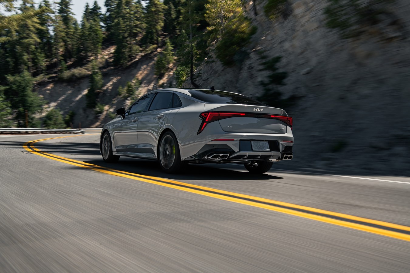 kia-k5-2026 3.jpg