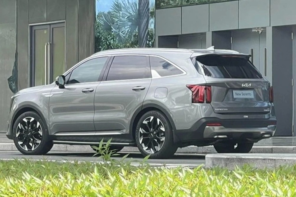 Kia Sorento 2025-2.jpg