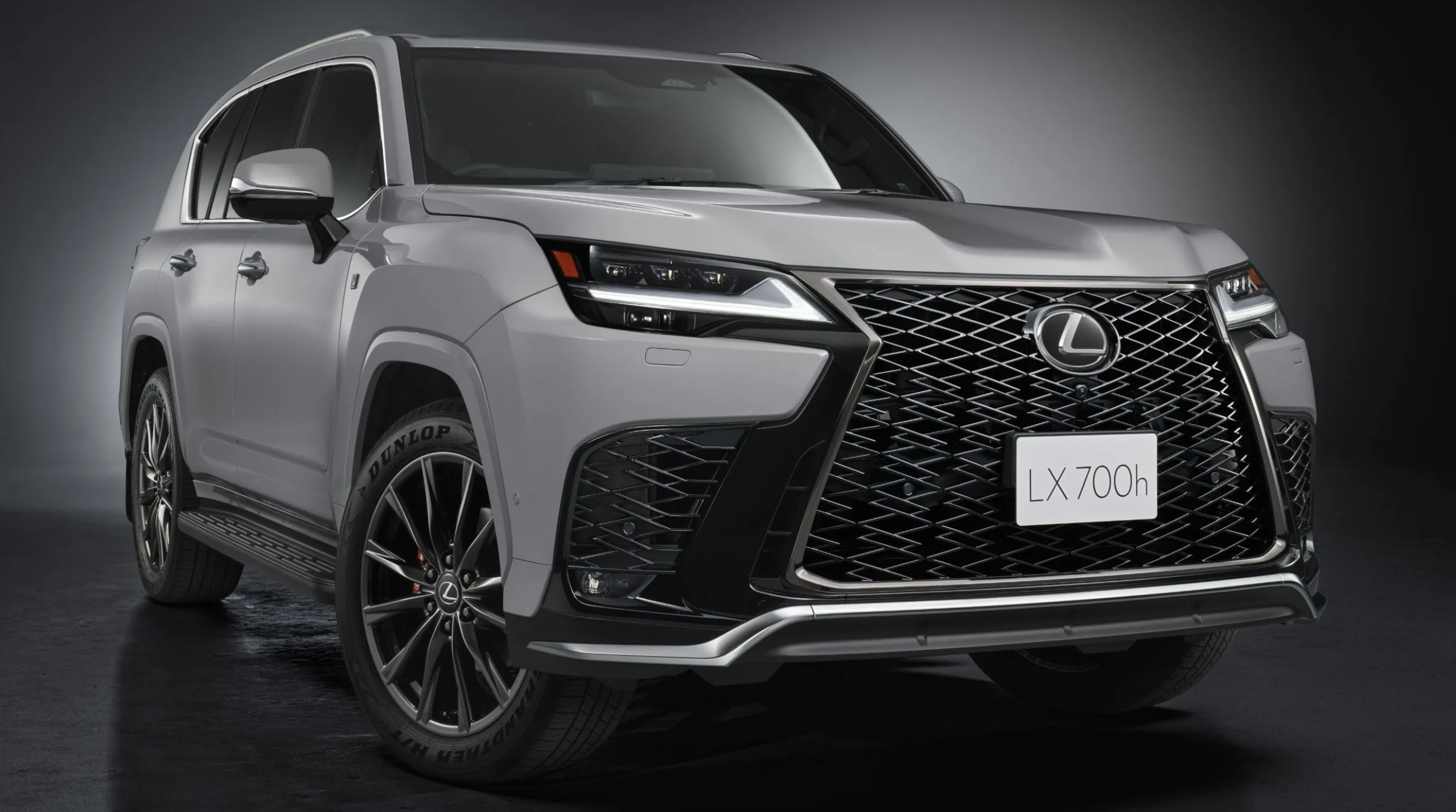 Lexus LX 2027  2026-10-03 lúc 08.36.06.png
