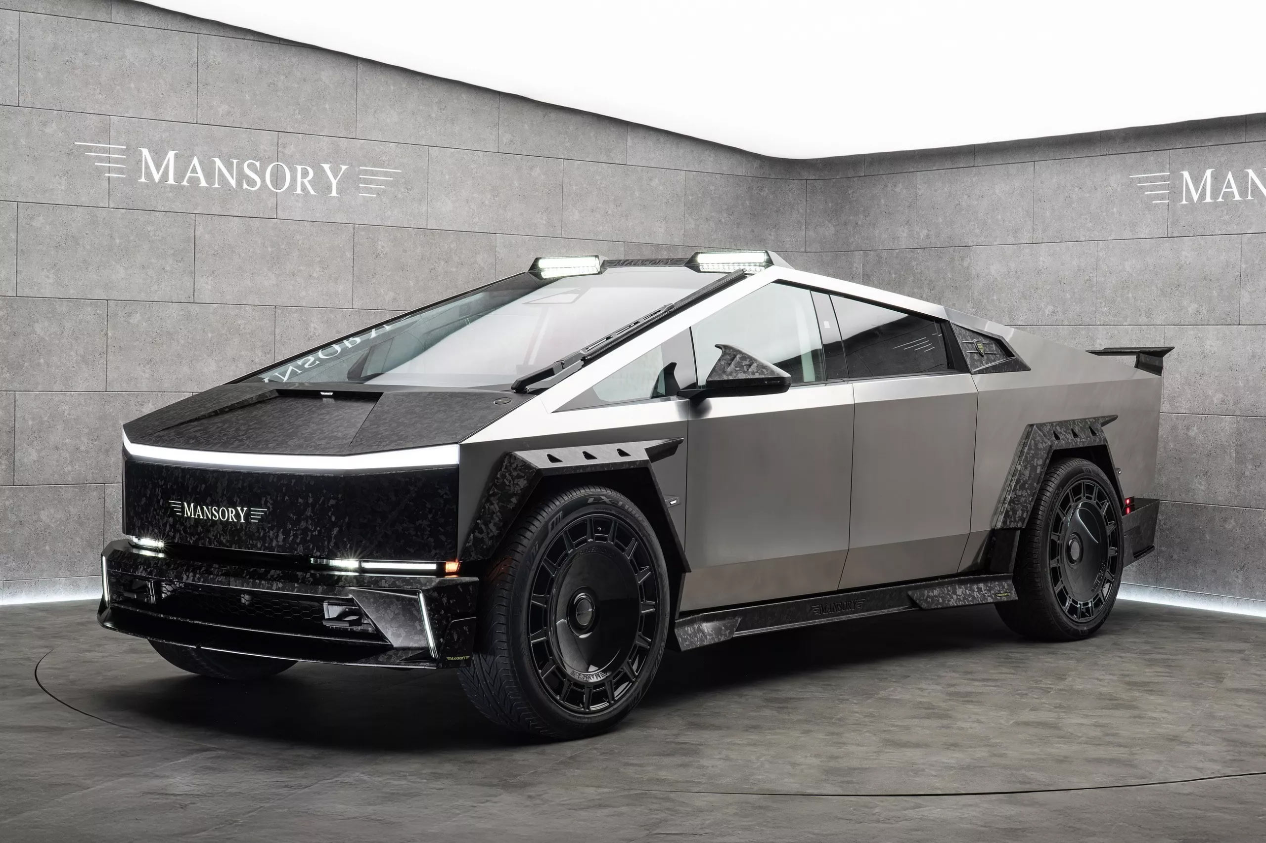 Mansory-Elongation-Tesla-Cybertruck-1.jpg