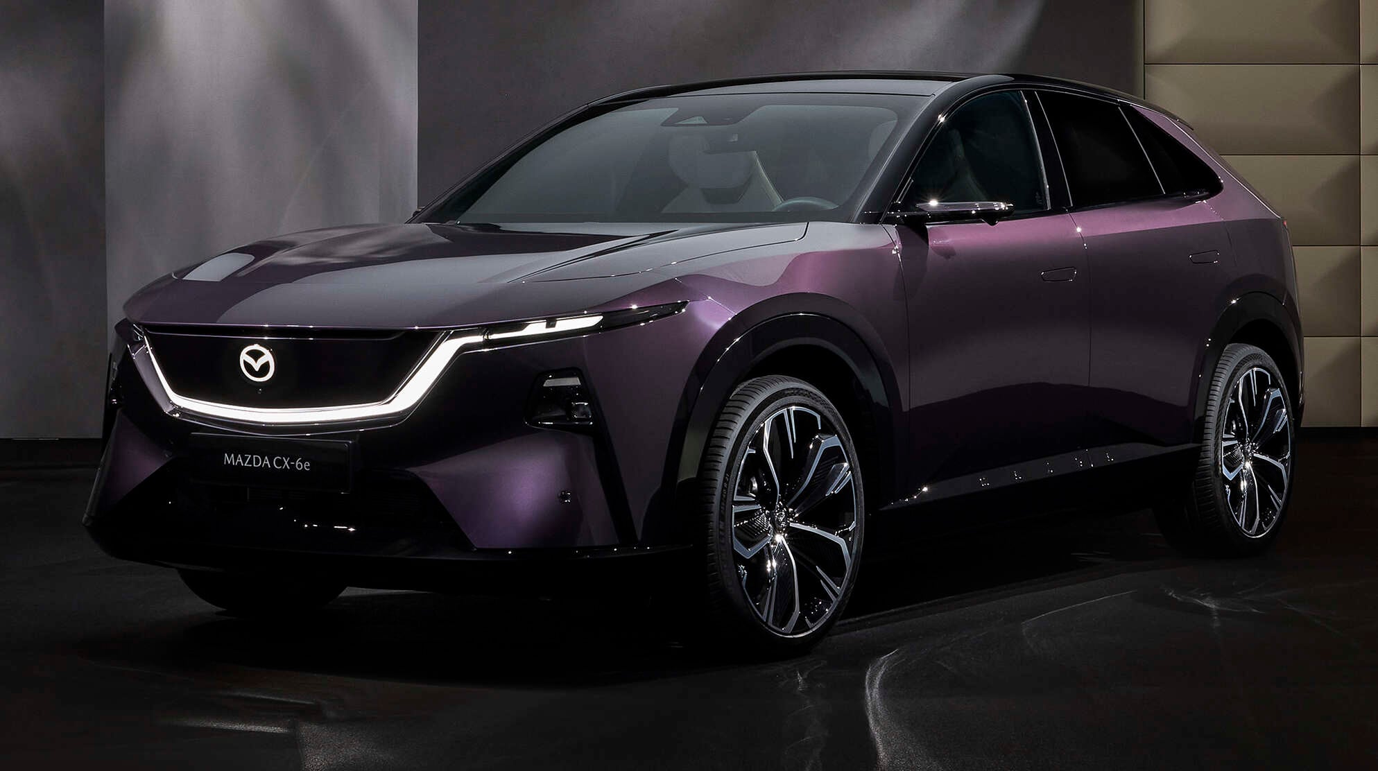 Mazda-CX-6e-official-82-1-e1768216543896.jpg