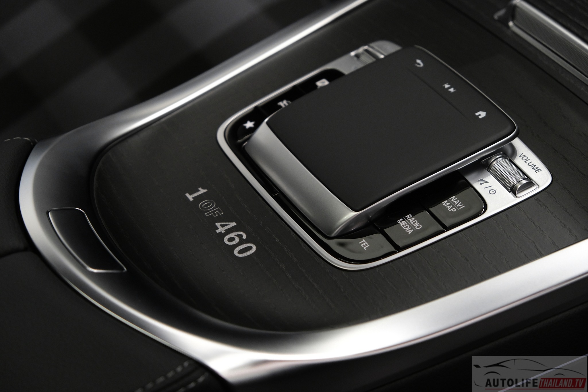 Mercedes-Benz G 450 d STRONGER THAN THE 1980s 5.jpg