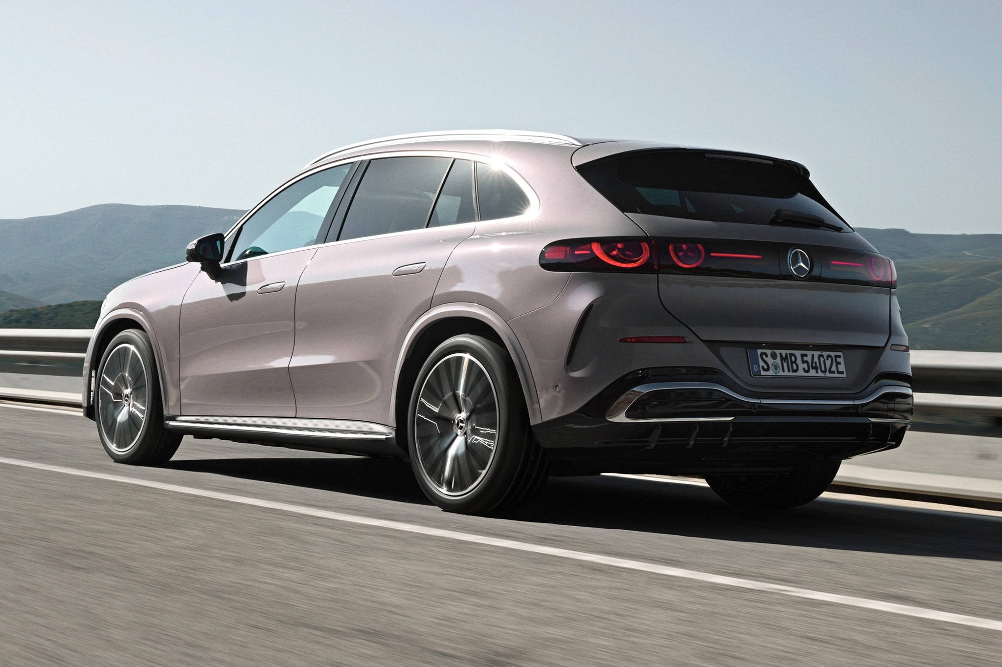 Mercedes GLC EQ 2026 11.jpg