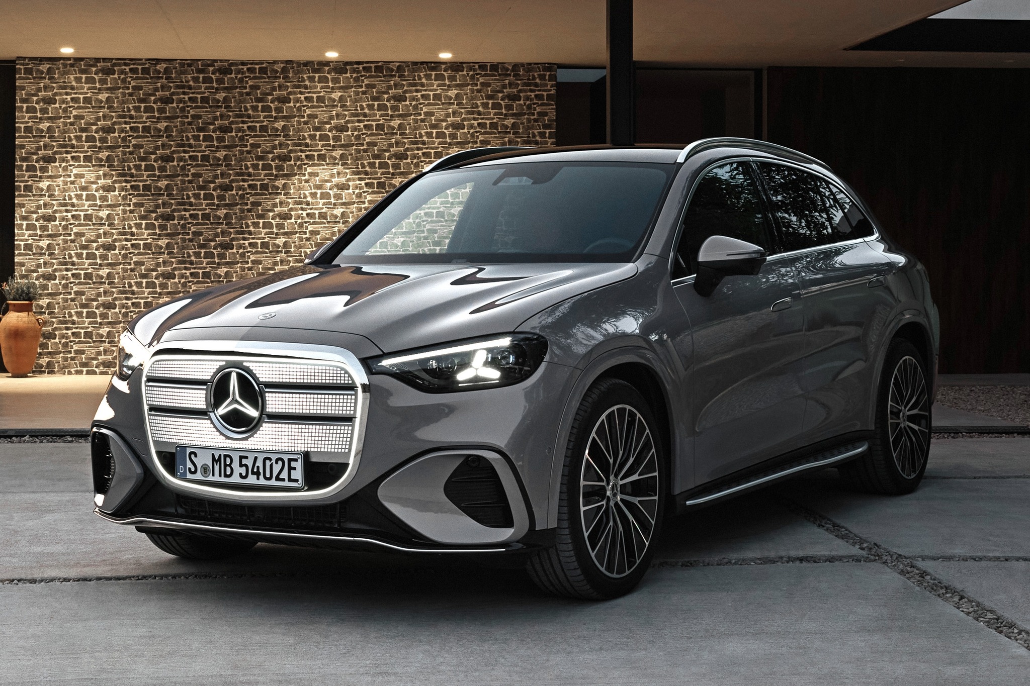 Mercedes GLC EQ 2026.jpg