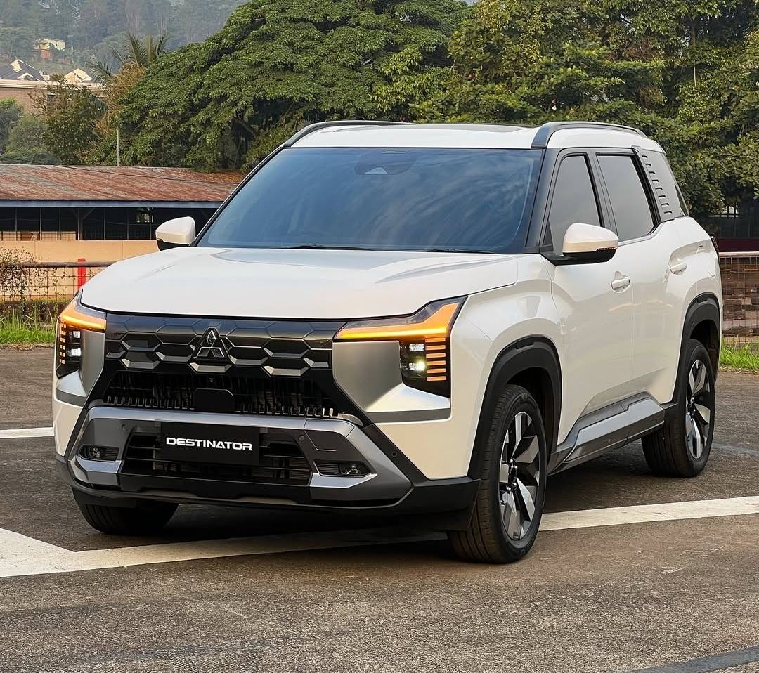 Mitsubishi Destinator111 (1).jpg