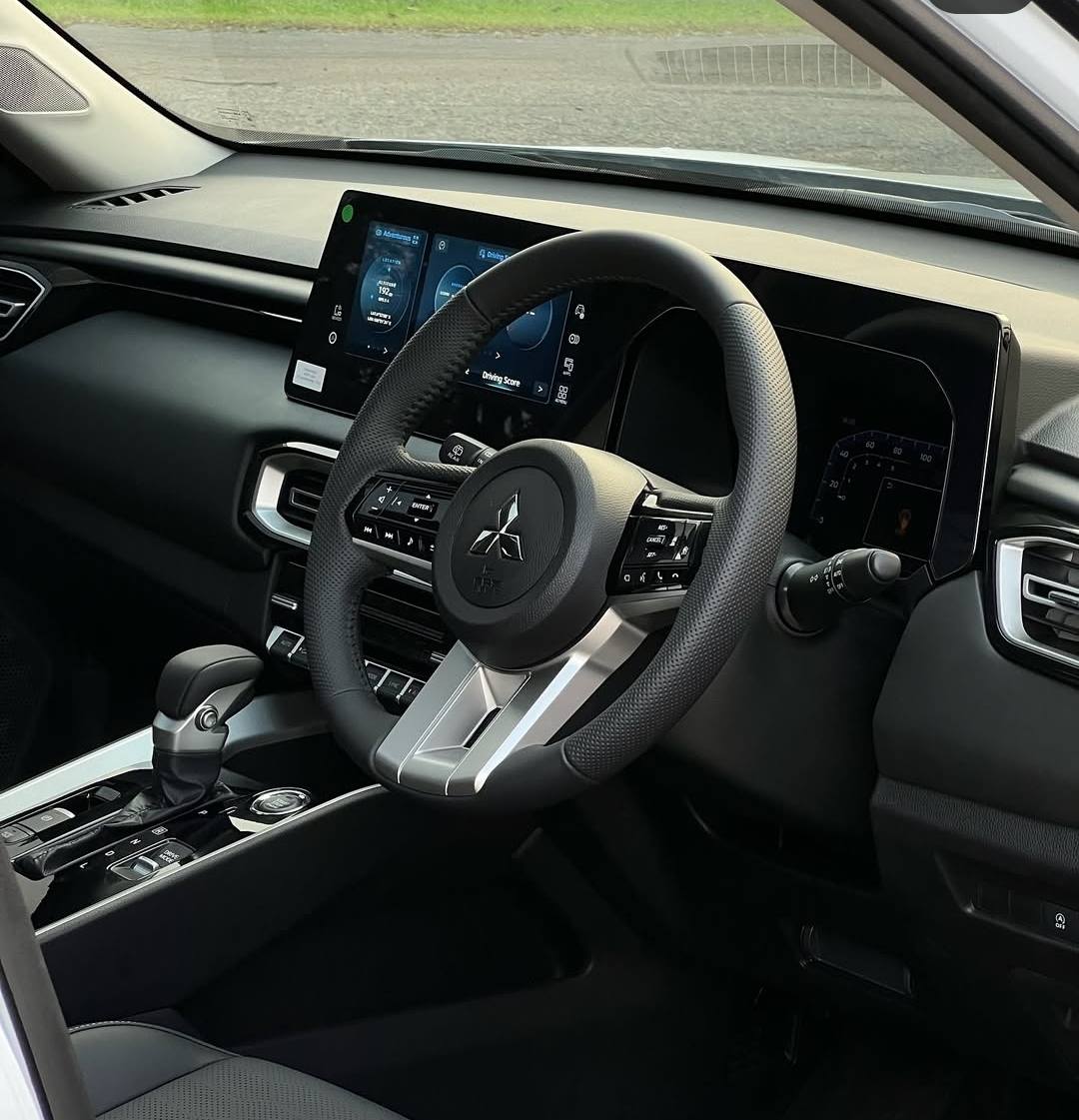 Mitsubishi Destinator11111.jpg