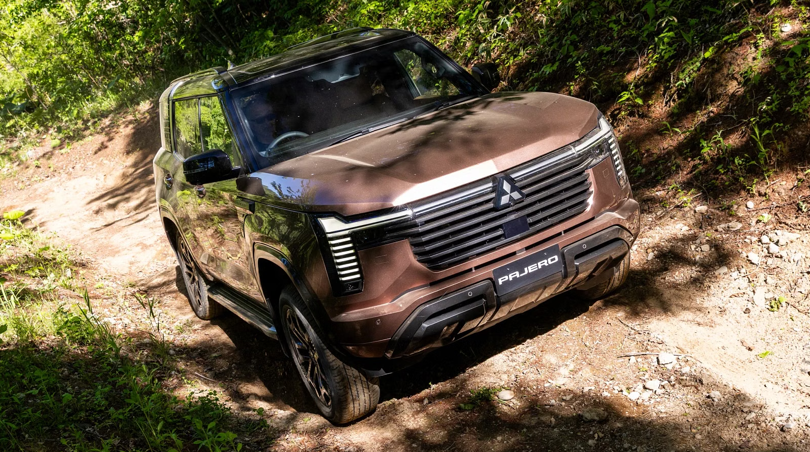 Mitsubishi Pajero 2027.png