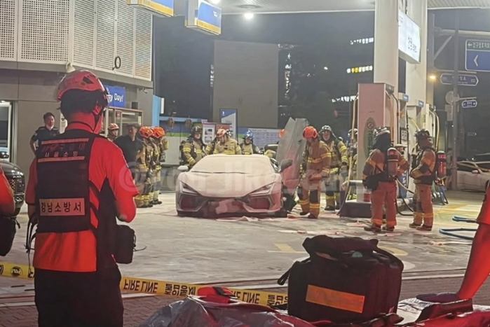 siêu xe cháy 2.jpg