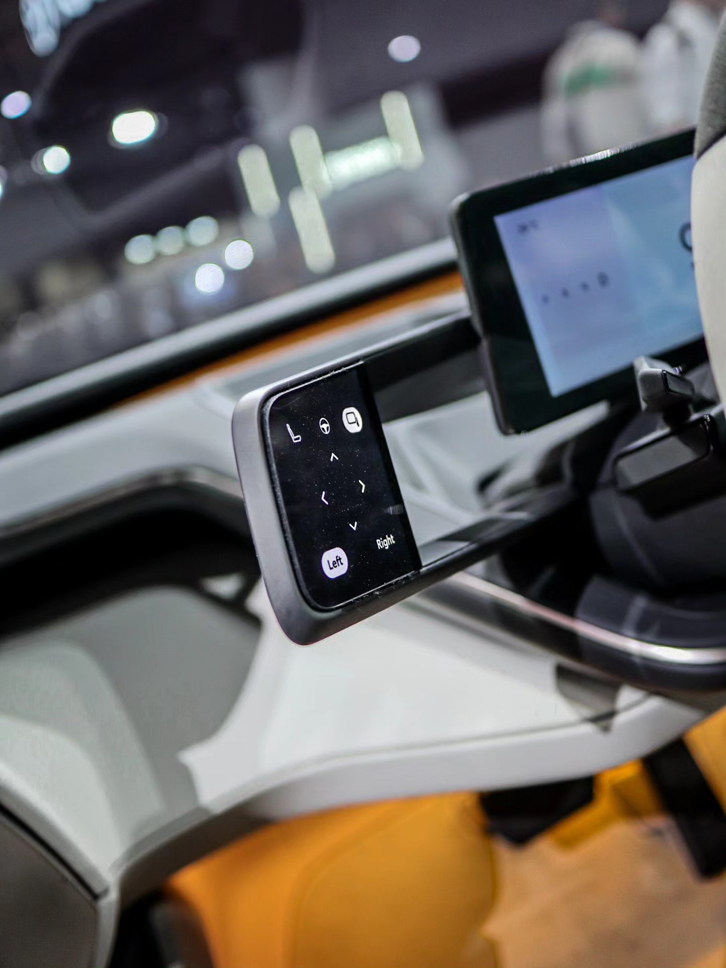 Toyota Corolla 12.jpg