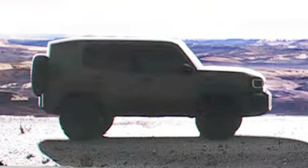 Toyota Land Cruiser 3.PNG