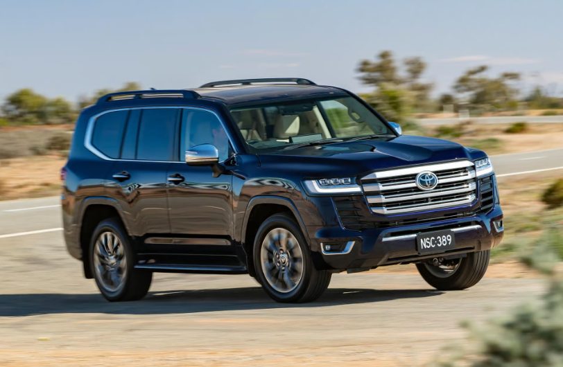 Toyota Land Cruiser 300 Hybrid.PNG