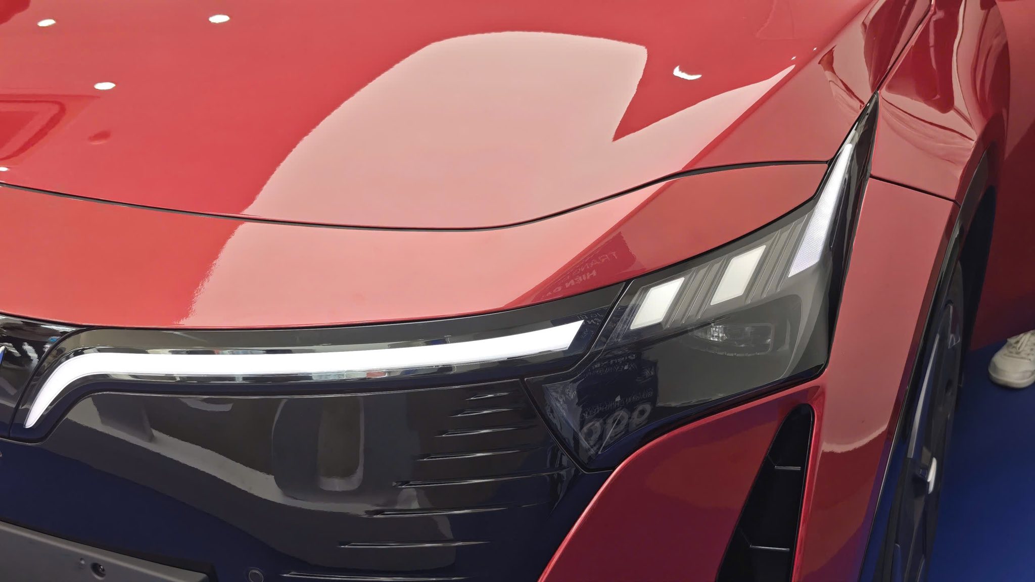 VinFast VF 8 2026-2.jpg