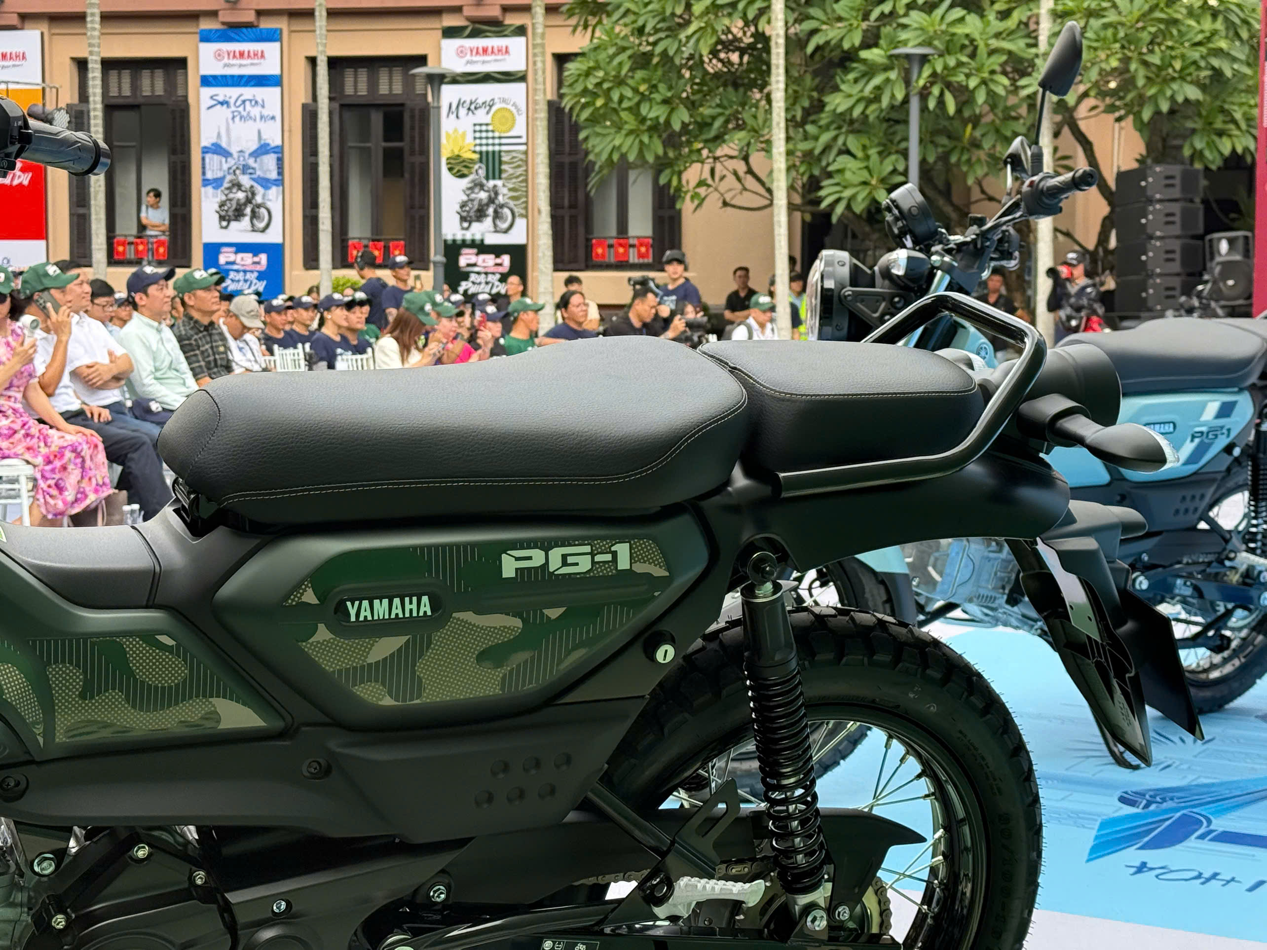 yamaha PG-1 camo9670430725_b3cd9746f3daae7ec1127712b6d7af0c.jpg