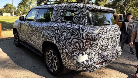 Mitsubishi Pajero 2026 2.jpg