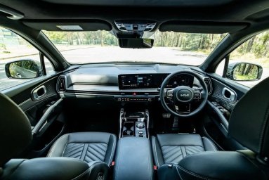 2026-01-kia-sorento 3.jpg