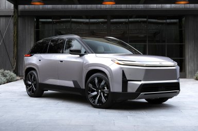 Toyota Highlander EV 6.jpg