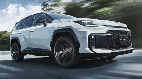 Toyota RAV4 PHEV 2026 2026-02-20 lúc 11.17.46.png