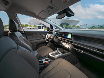 Hyundai Stargazer 2026-a7.jpg