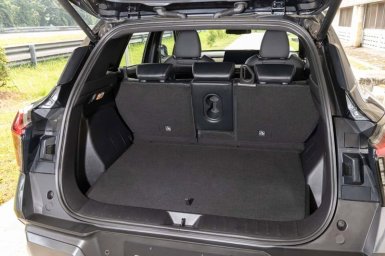 Mitsubishi xFORCE HEV-a14.jpg