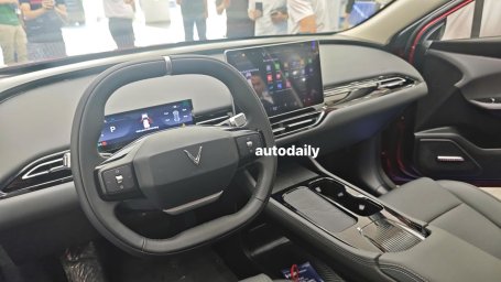 VinFast VF 8 2026-12.jpg