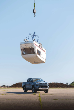 Toyota Hilux EV 3.png