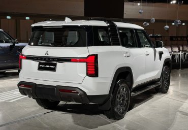 Mitsubishi Pajero -a5.jpg