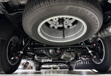 Mitsubishi Pajero -a8.jpg